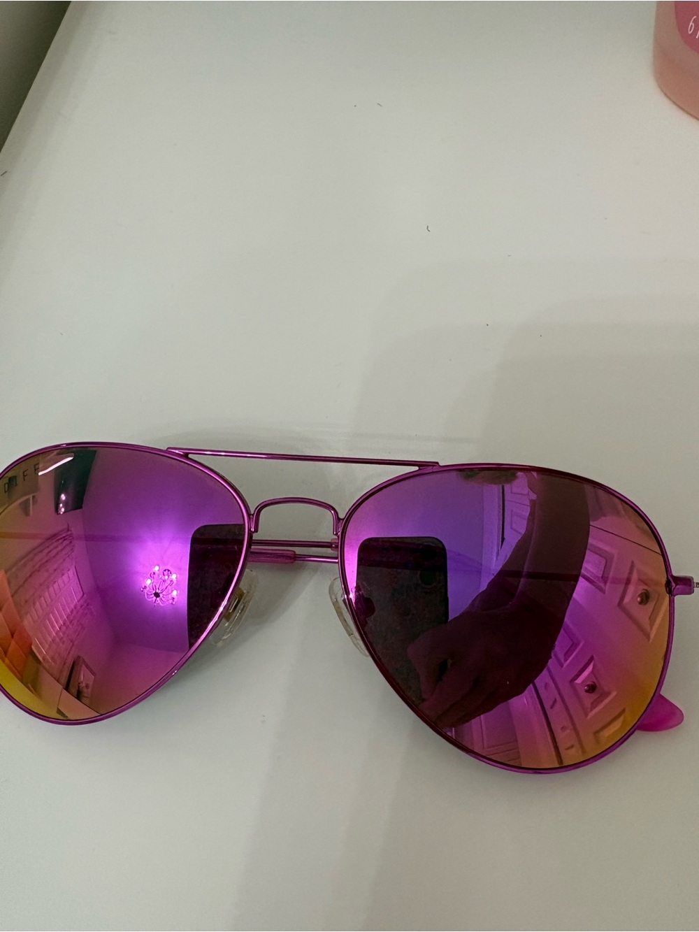 DIFF Charitable Eyewear Pink Rush Cruz Aviator Sunglasses - Picture 2 of 4